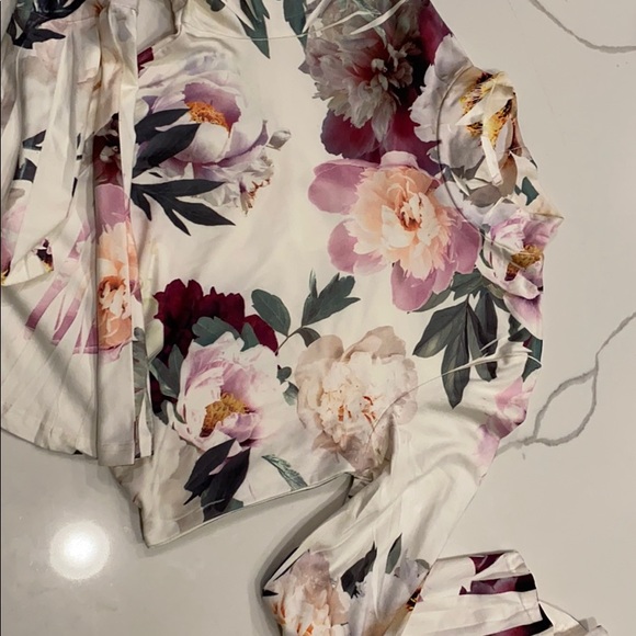 Floral Shirt - Picture 4 of 5